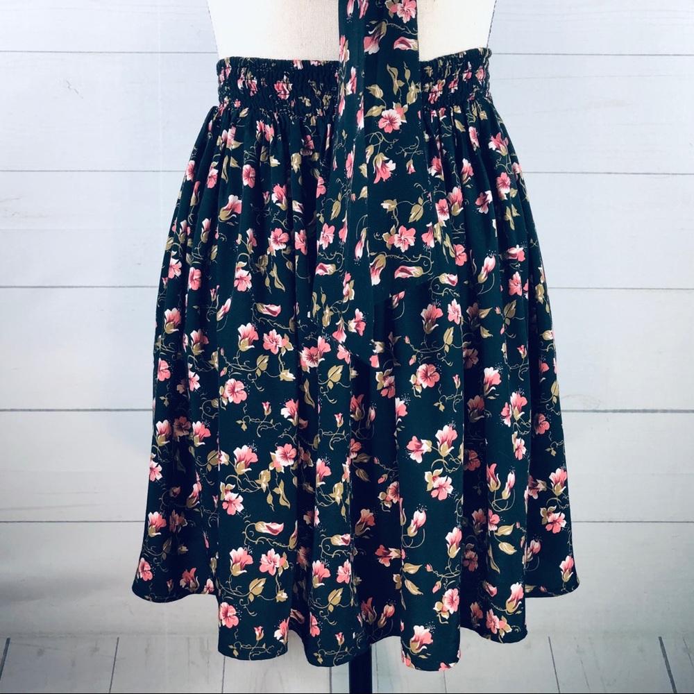 Forever 21 Strapless Halter Dress Size Small - Picture 7 of 11